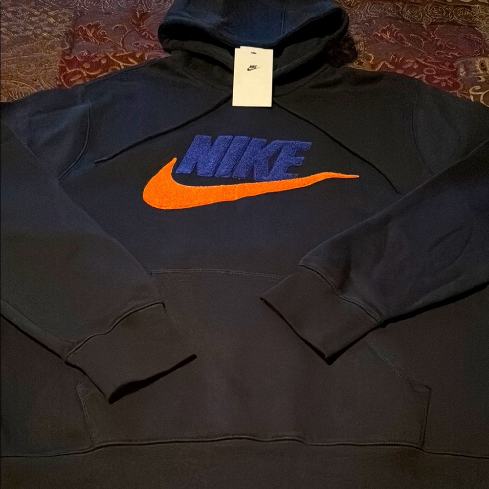 Nike Sportswear Fleece Lined Chenille Graphic Hoodie